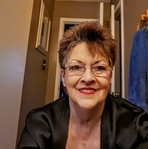 Meet your Posher, Linda